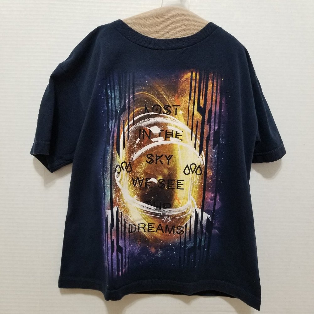 Empyre Surplus Co shirt Large Lost In The Sky We See Our Dreams astronaut Zumiez